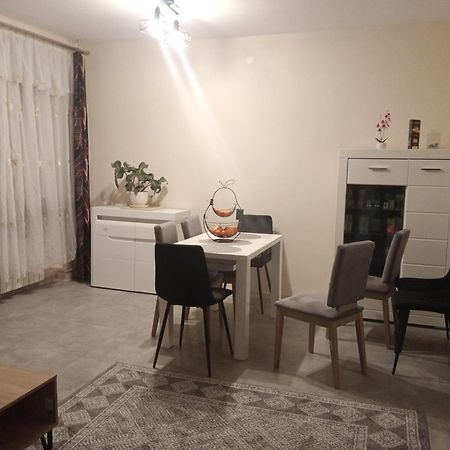 Uroczy Apartament 크라쿠프 외부 사진